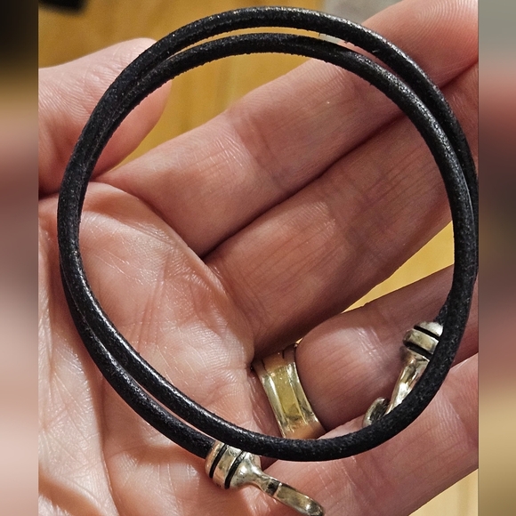 Saint By Sarah Jane | 925 Leather Necklace - Picture 4 of 8